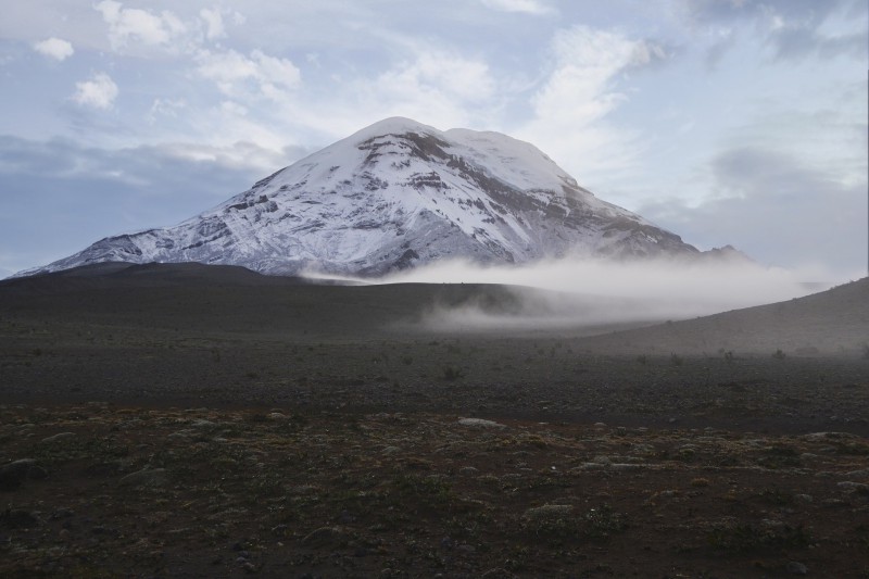 Vrchol vyhaslé sopky Chimborazo v Ekvádoru